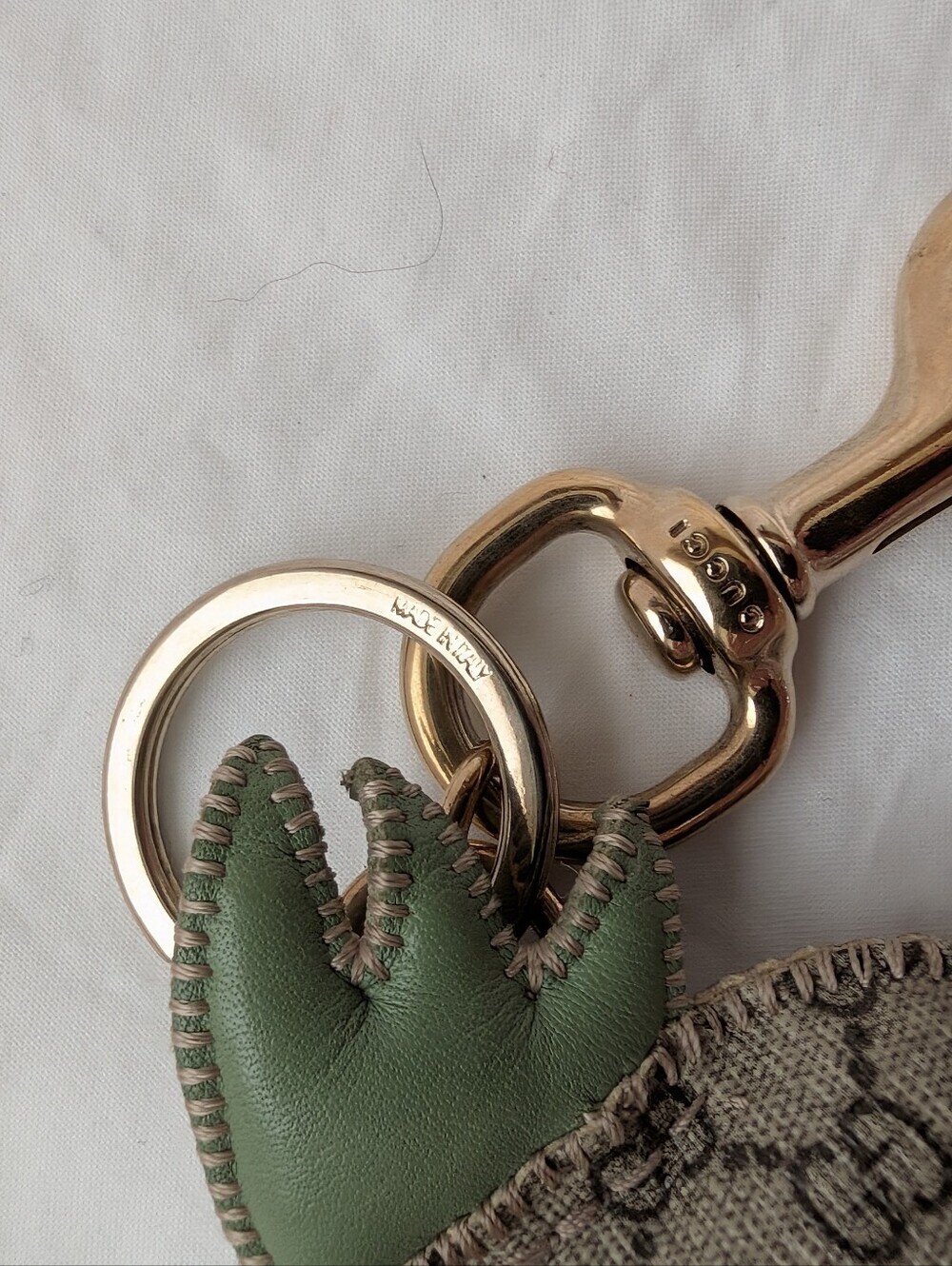 GUCCI Micro GG Papagallo Parrot Charm - Picture 3 of 10